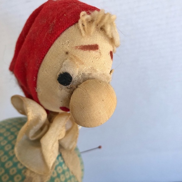 Vtg Pin Cushion Doll with Measuring Tape Nose - Picture 13 of 13